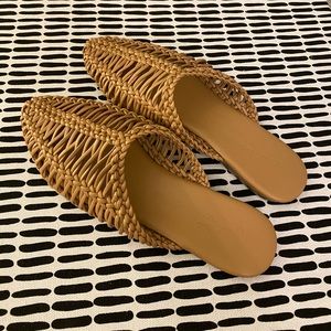 Universal Thread Ellen Mules